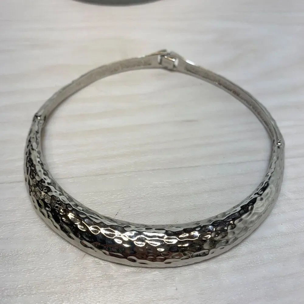 Napier Retro Hammered Silver Tone Choker Necklace Statement Bib